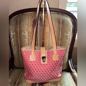 Dooney & Bourke (pre-loved)